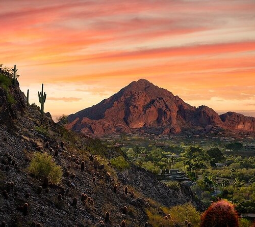 camelback mountain hotels