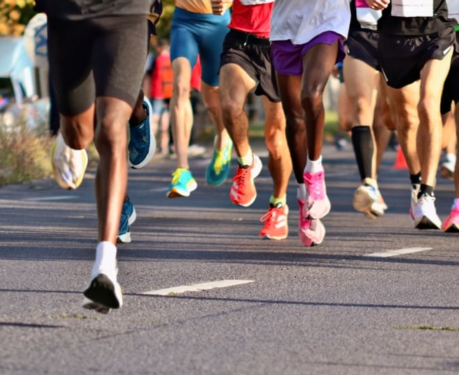A bunch of people running in the Rock and Roll running series in Arizona